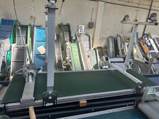 Straight conveyor belt