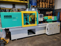 Injection molding machine