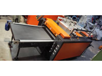 Bag sealing machine 