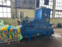 Baler press channel automatic