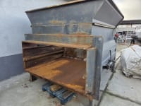 Compactor press press