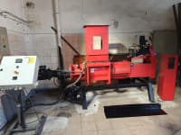 Runi SK370 Screw Compactor