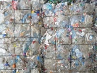 pet-zbelowany-butelka