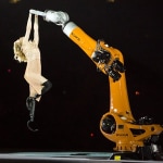 Robot firmy KUKA atrakcją
