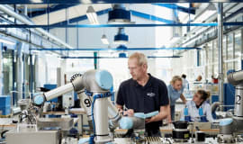 Universal Robots pozwoli wdrożyć roboty bez początkowych kosztów