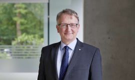 Dr. Jörg Wissdorf as new member of the executive board at Sikora