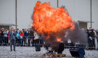 Wybuchowa jesień w przemyśle