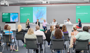 Giving courage - renowned women speak and discuss at and with Arburg