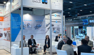 Hennecke rozwija technologię nadlewania PUR na targach Chinaplas 2026