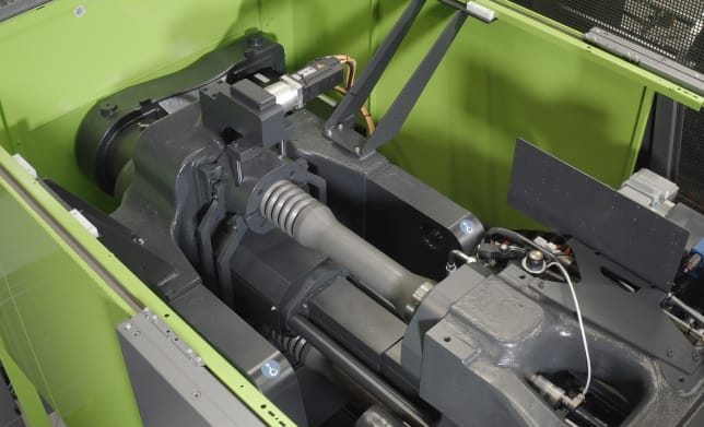 Engel debuts tie-bar-less victory electric at K 2025