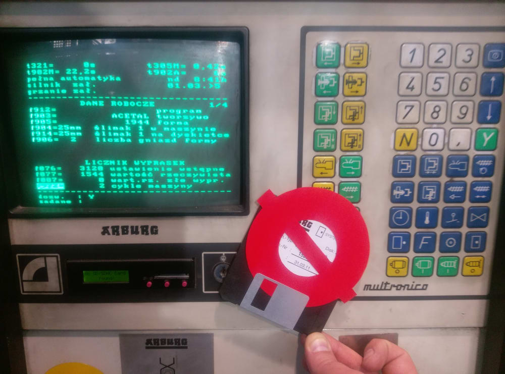 floppy disk emulator for injection molding floppy disk emulator for injection molding
