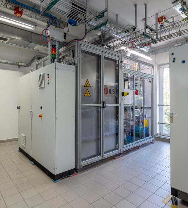 Pyrolysis oil testing laboratory