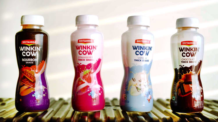 Linia aseptycznego rozlewu napojów mlecznych w butelki PET w zakładzie Britannia