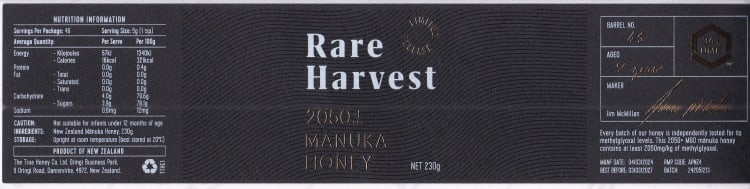 Label in digital printing technology with foil effect