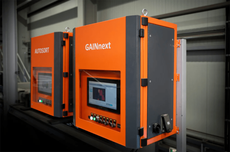 System inteligentnego sortowania Tomra Autosort z modułem Gainnext łączy czujnikową identyfikację materiałów z rozpoznawaniem obiektów opartym na sztucznej inteligencji. (fot. Tomra)
