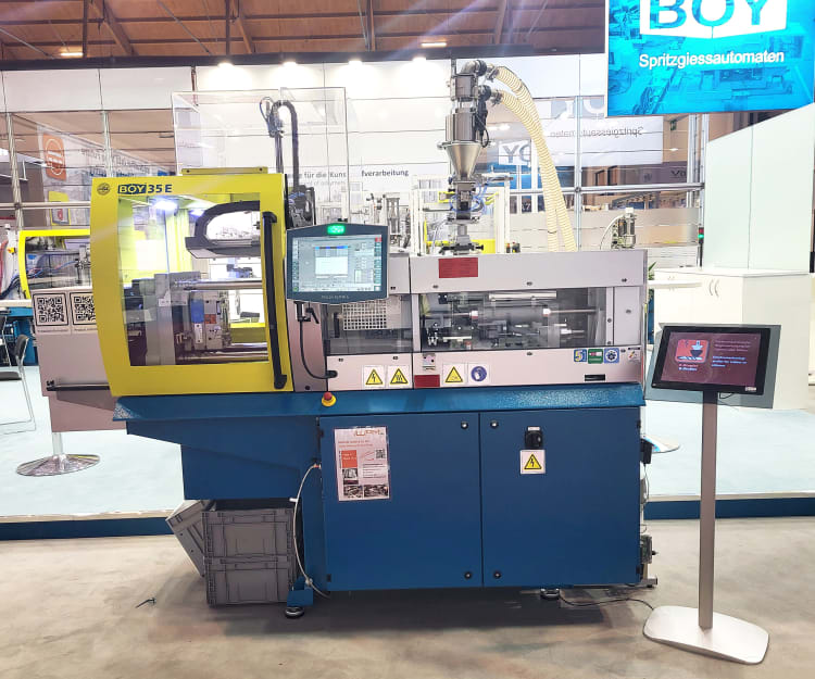 Boy 35 E z systemem handlingowym igus