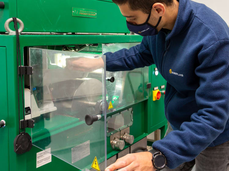 Triboelectric separation as one of the methods for sorting waste streams