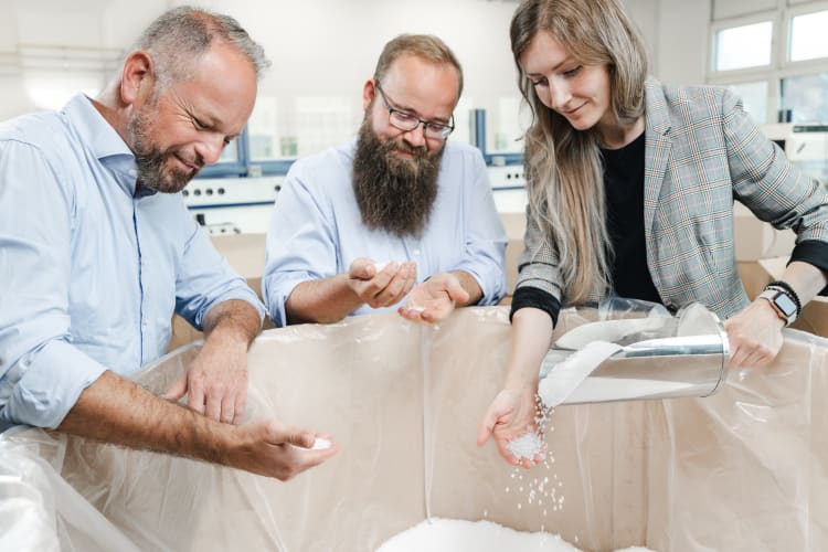 The Polytives Executive Management: Steffen Felzer (Sales Director), Oliver Eckardt and Viktoria Rothleitner (both Founders and Managing Directors), from left to right