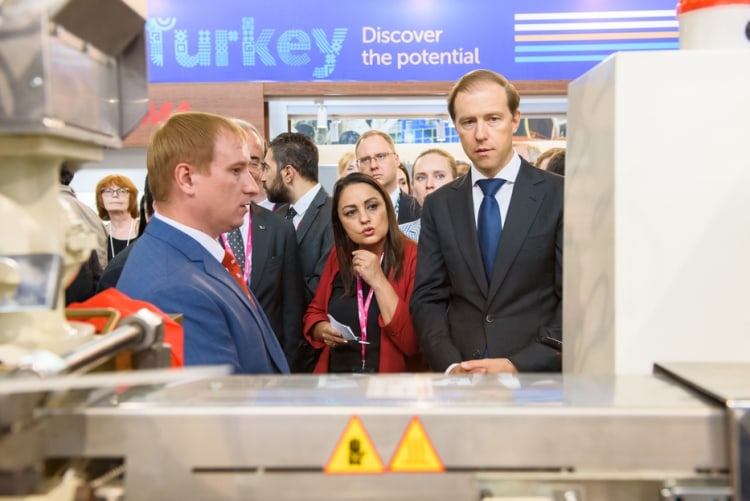 innoprom-2019-08-07-turkey-manturov-73
