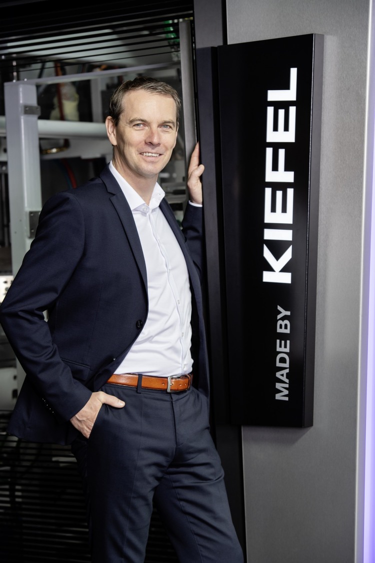 kiefel-stefan-moll-managing-director-cto