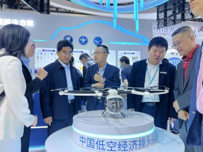 Dzięki specjalistycznemu tworzywu Ultrason firmy BASF ramy w stosach AWE Stargate Hydrogen są lekkie, a jednocześnie wytrzymałe i trwałe. (Fot. Stargate Hydrogen/BASF)