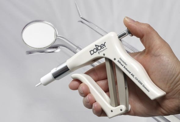 The DinoPress applicator relies on Vestakeep PEEK