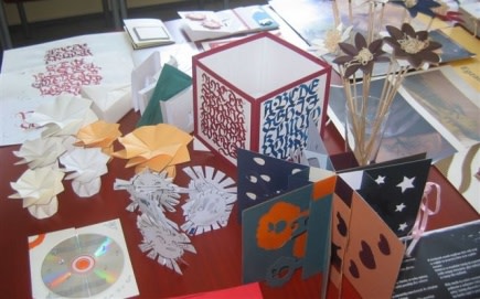 konkurs Obsesja Papieru, Tworzyw