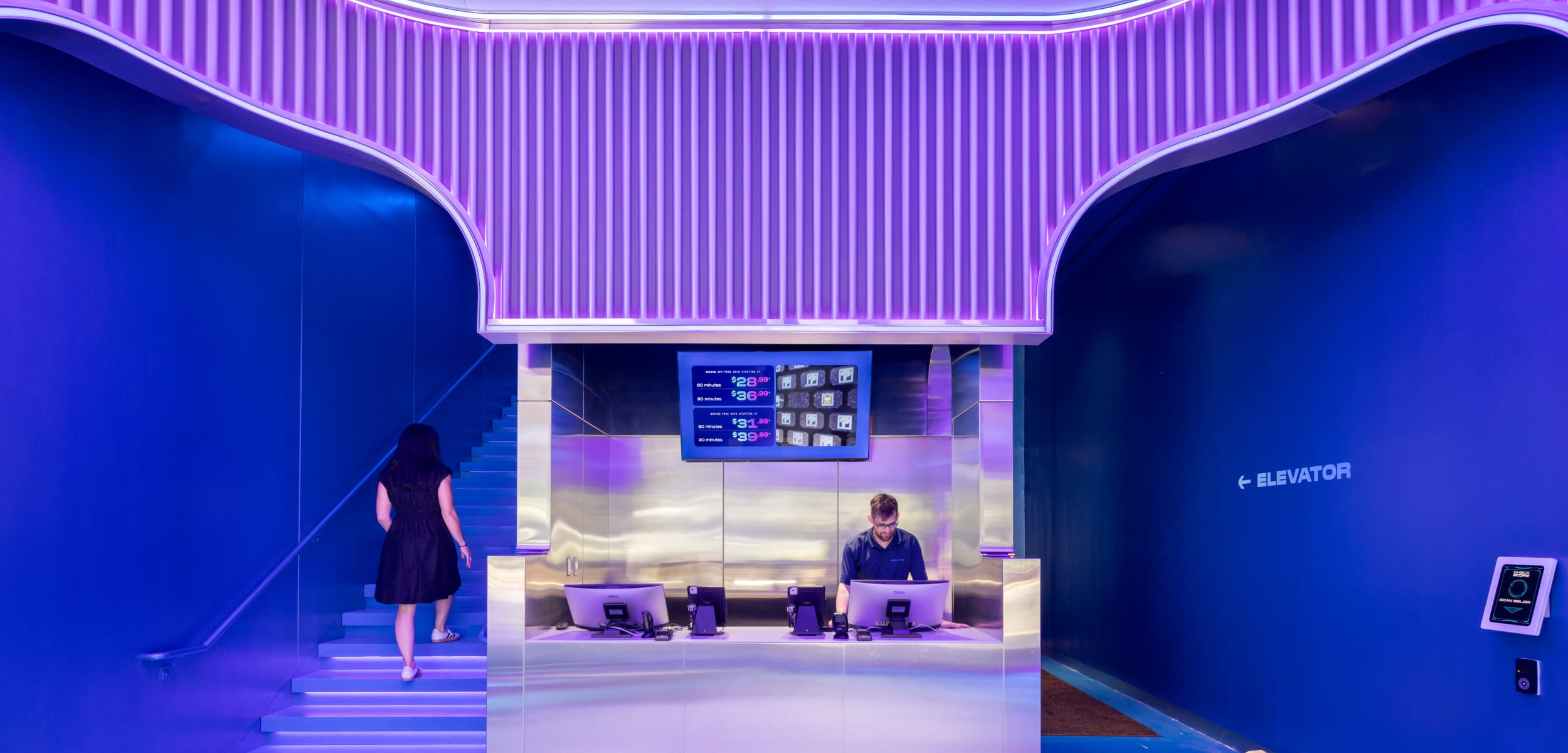 CARVEL’S FLYING SAUCER LANDS AT ACTIVATE UNION SQUARE FOR GRAND OPENING WEEKEND