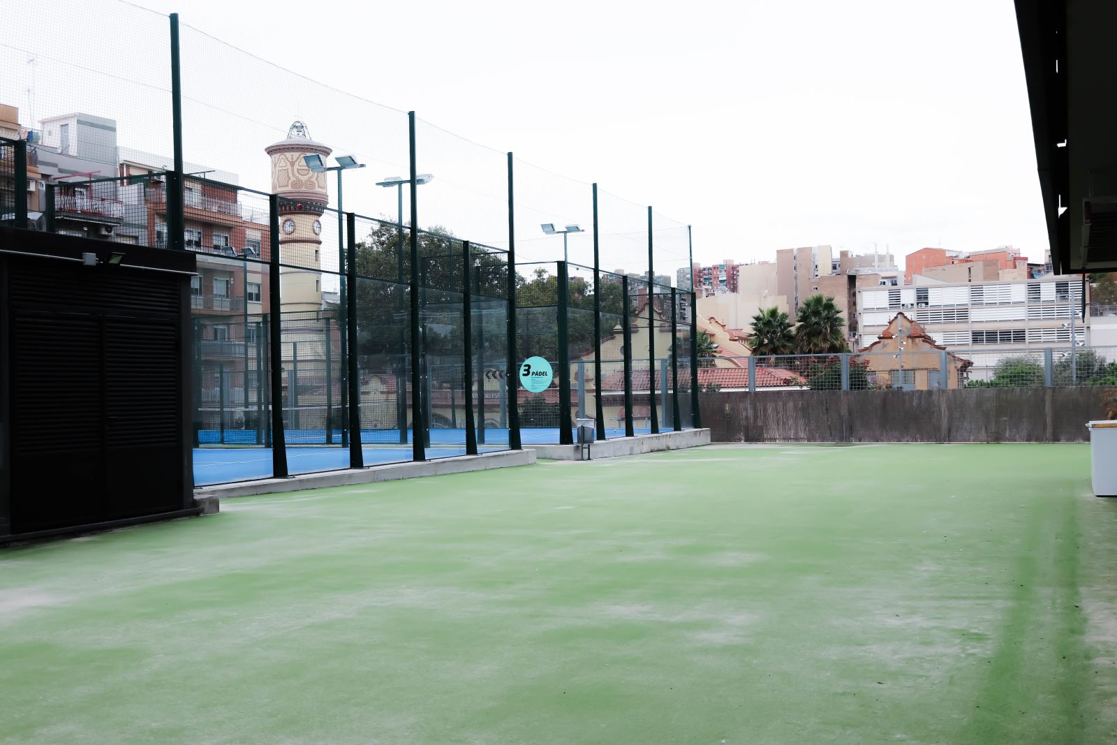 Duin Badalona padel courts