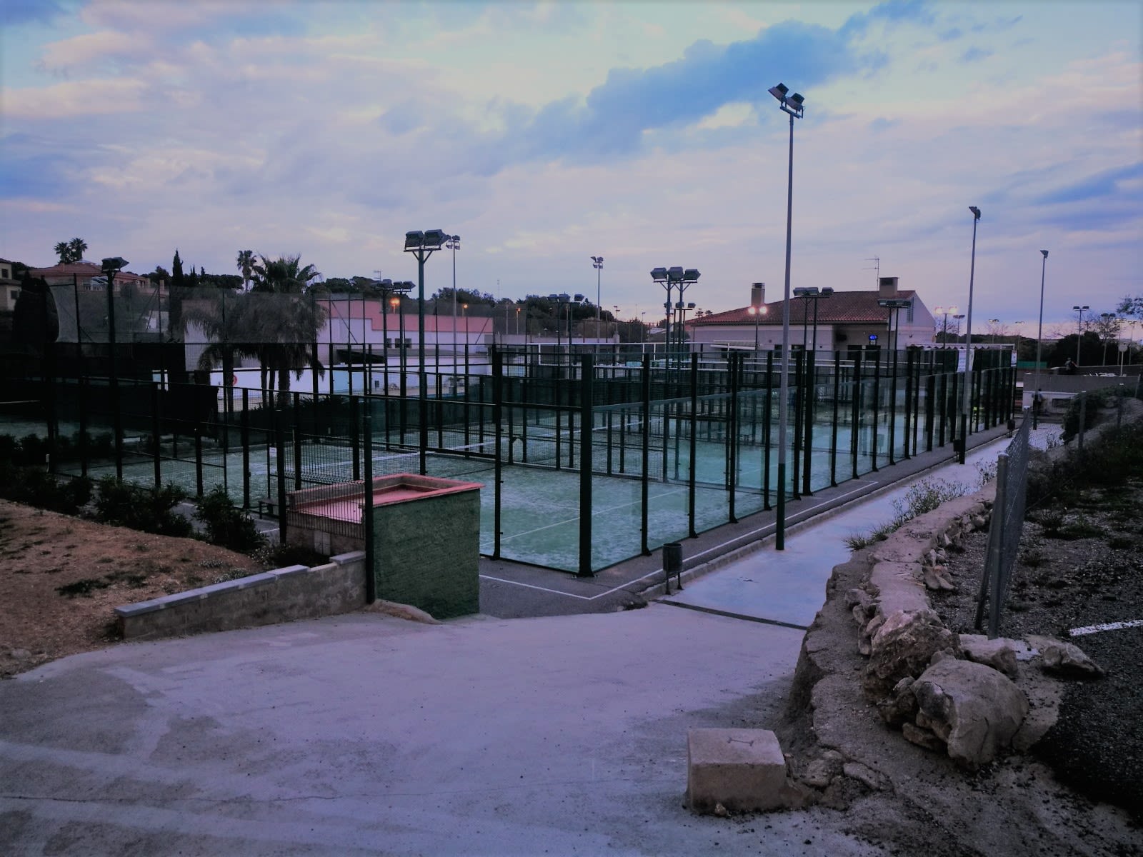 Club Tennis Vilanova padel courts