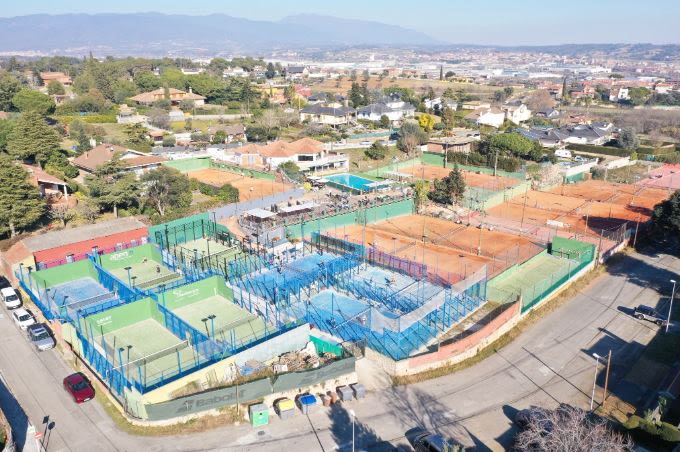 Nou Tenis Belulla padel courts