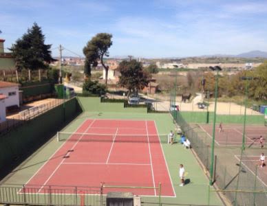 Club Pádel Tenis Mir padel courts
