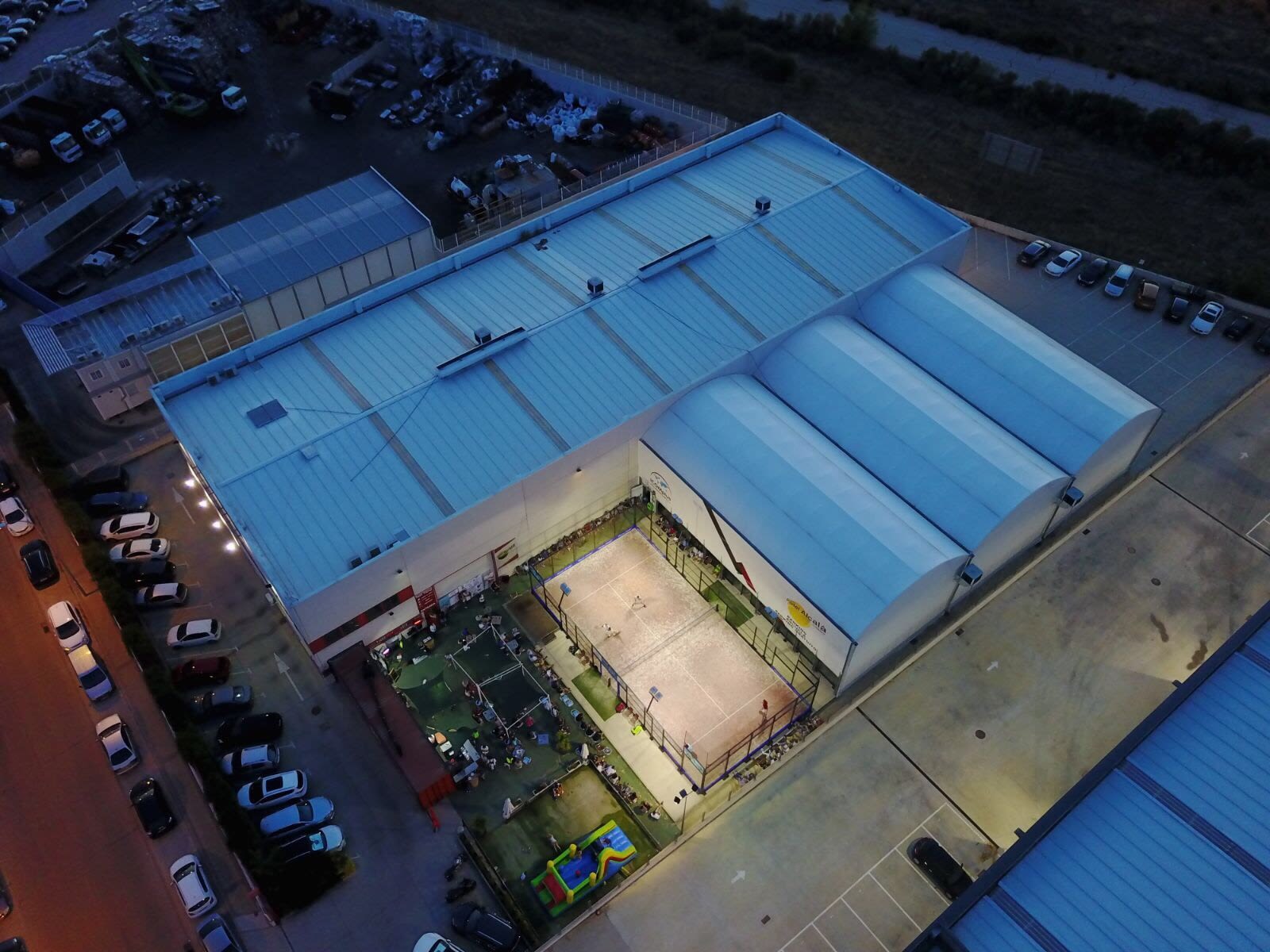 Padel Indoor Alcala — photo 1 of 2