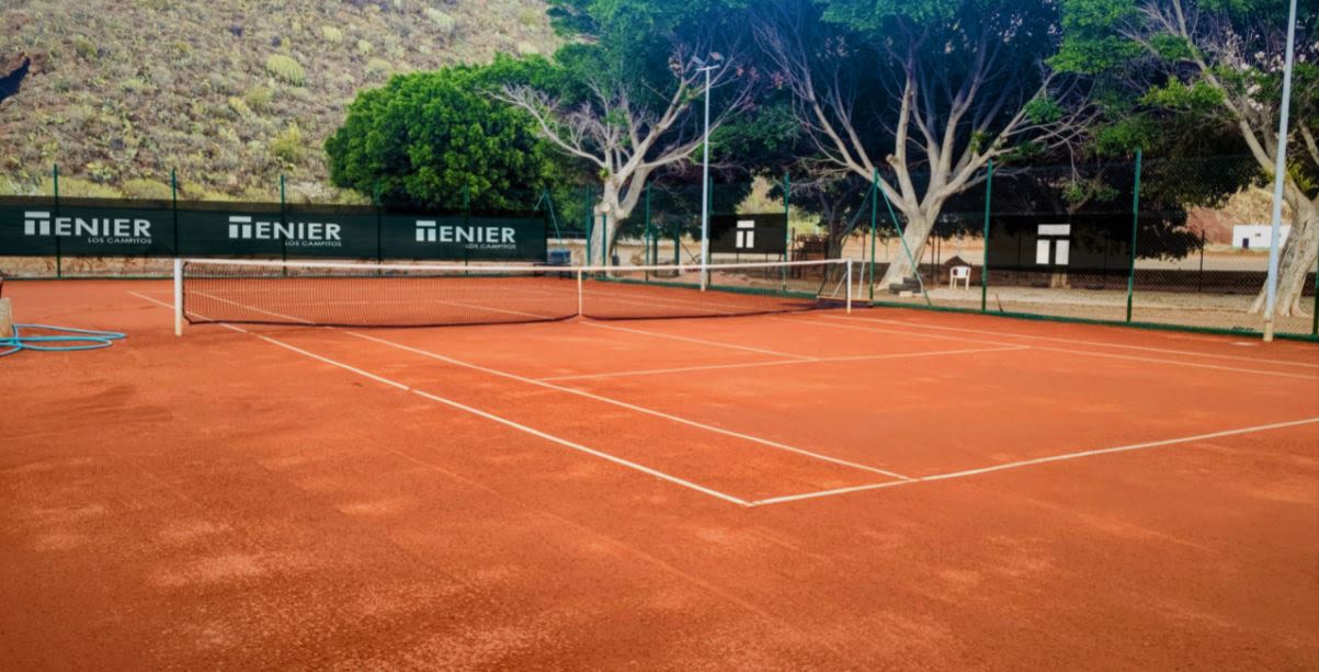 Book a court in Tenier Tennis Academy | Playtomic