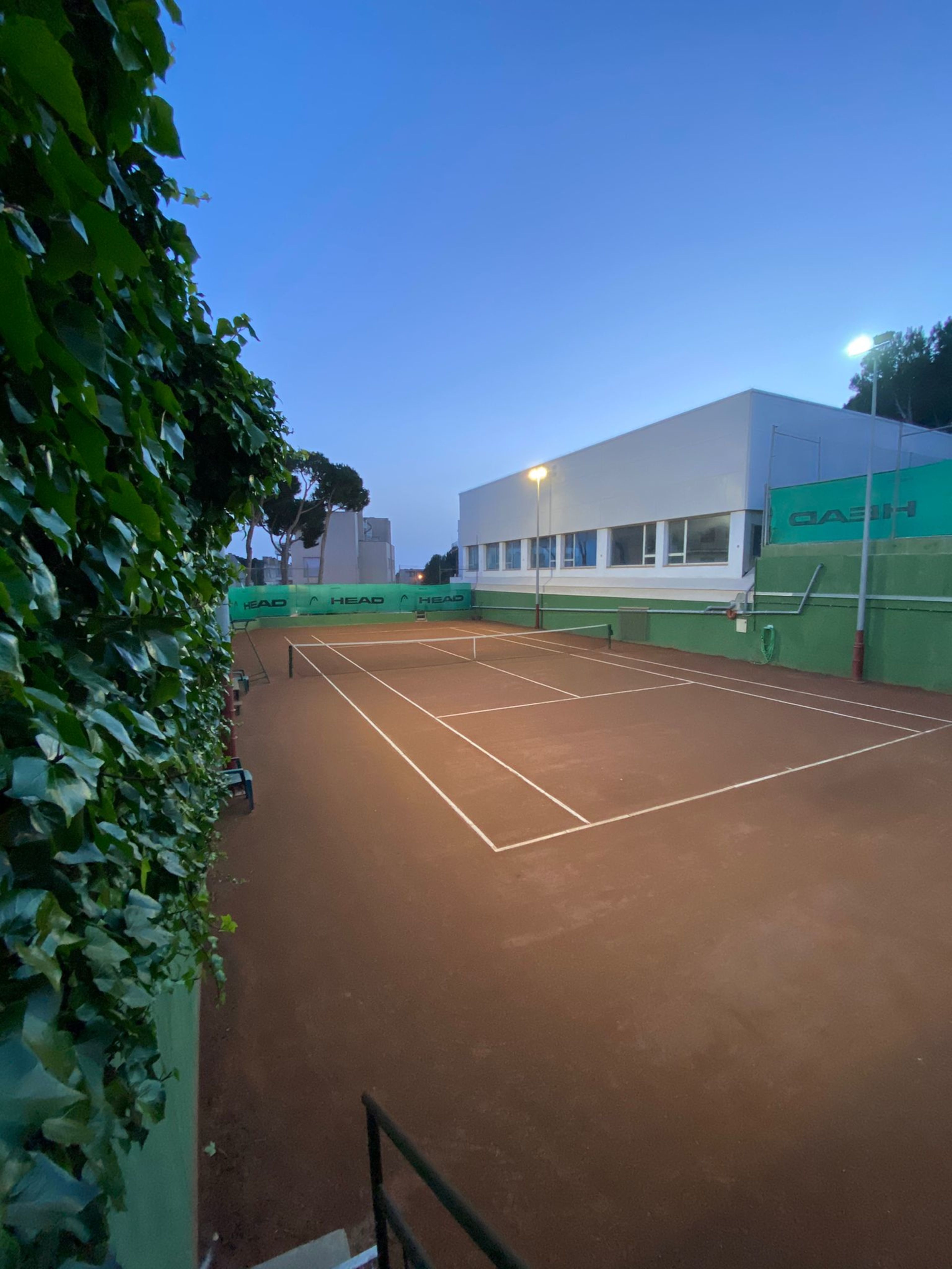Club image 6