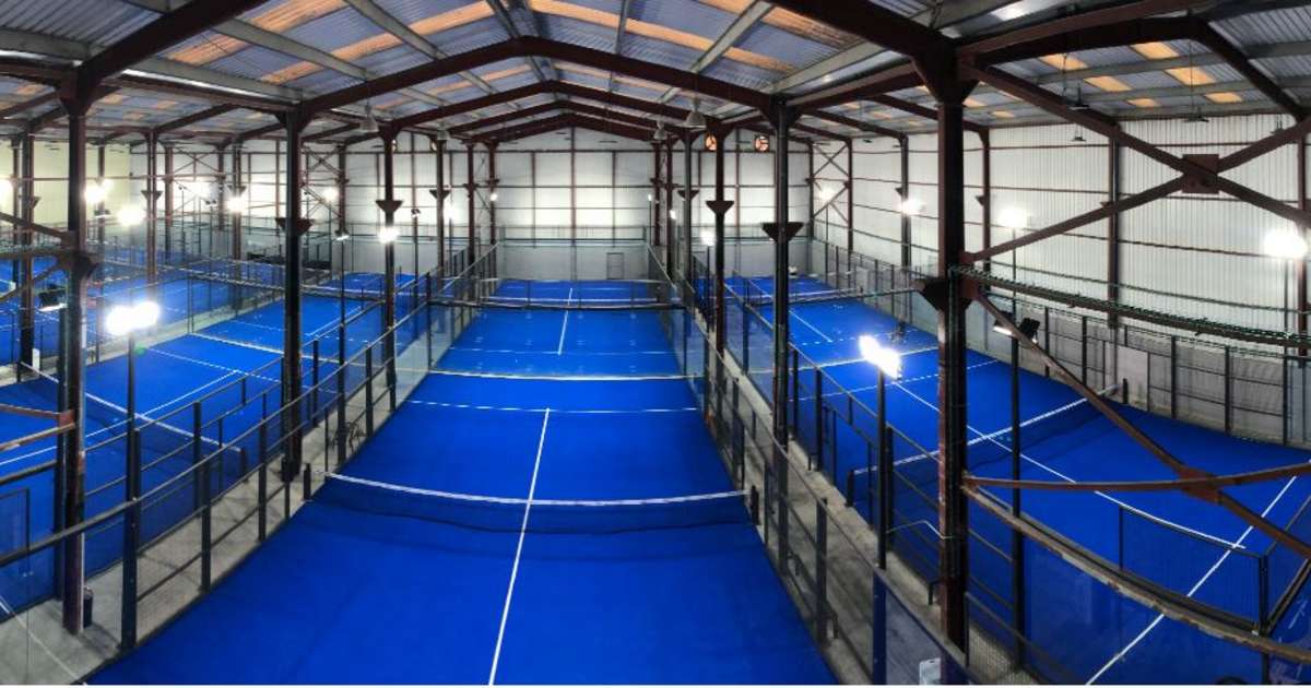 Cancha de pádel en Padel Bizkaia Zamudio, Zamudio