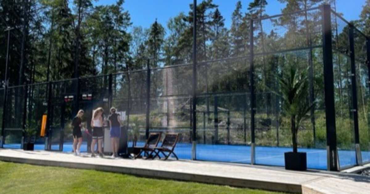 Cancha de pádel en StavaPadel, Åkersberga