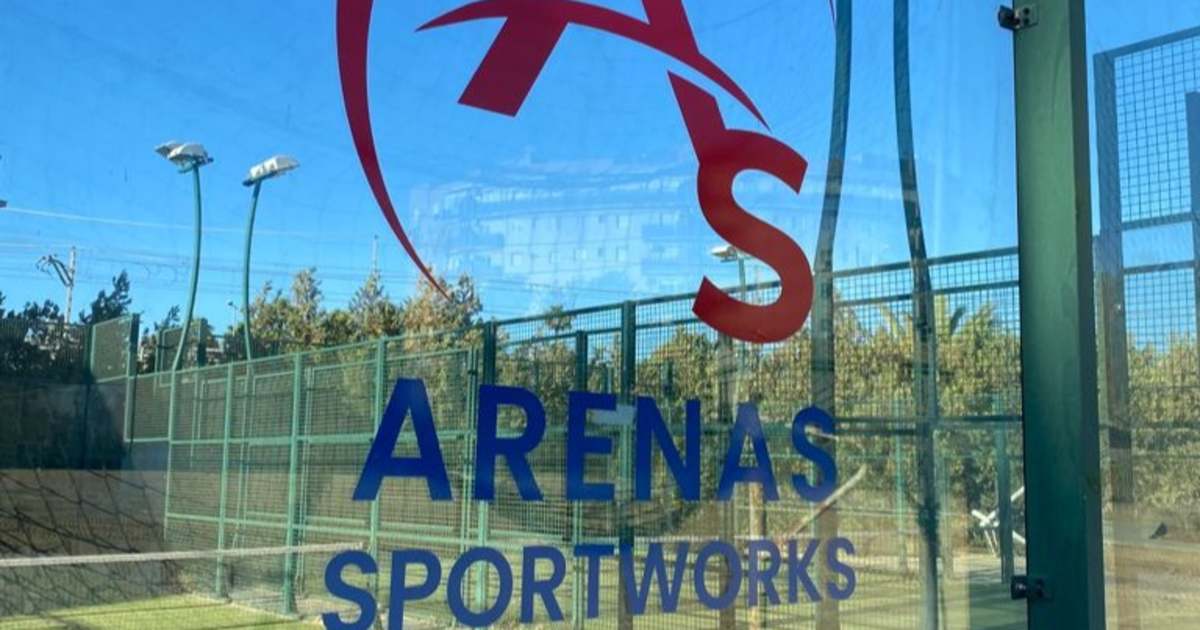 Cancha de pádel en C.D. Arenas Escolapios, Dos Hermanas