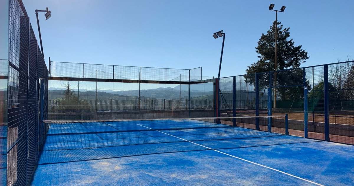 Cancha de pádel en Circolo Tennis Green Park - Padel, Benevento