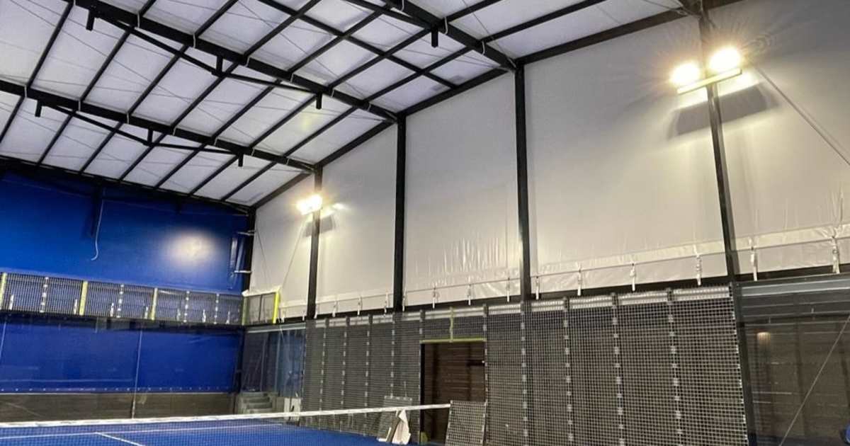 Cancha de pádel en V Padel Indoor Palermo, Palermo