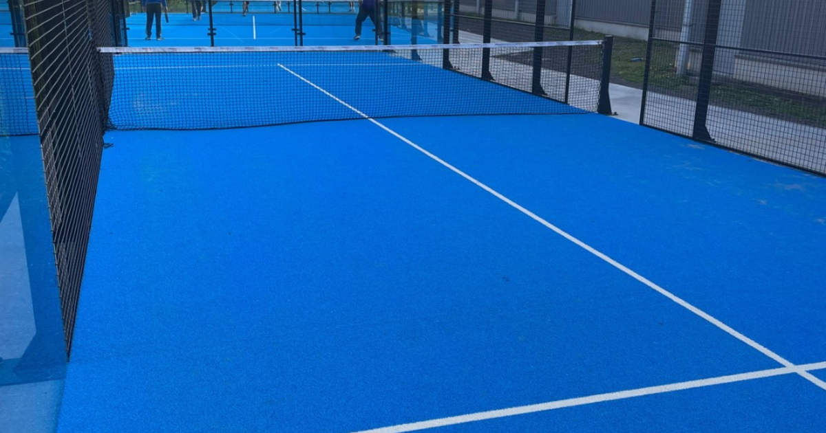 Cancha de pádel en LPC - Ruisbroek, Sint-Pieters-Leeuw