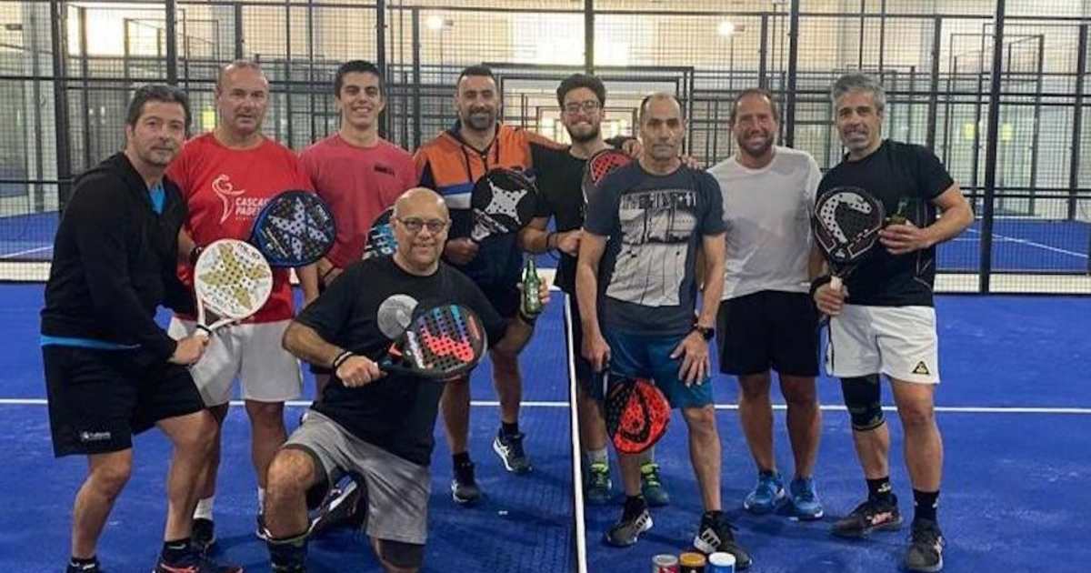 Cancha de pádel en EPA - Evolution Padel Academy, Pêro Pinheiro