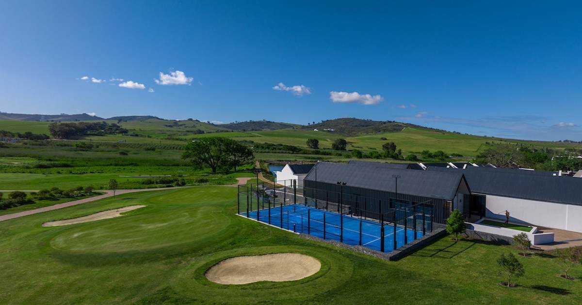 Cancha de pádel en Hazendal Wine Estate, Stellenbosch Farms