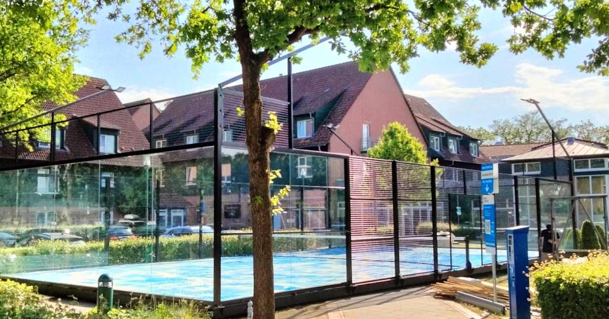 Cancha de pádel en Treudelberg Hamburg by MeetPadel, Hamburg