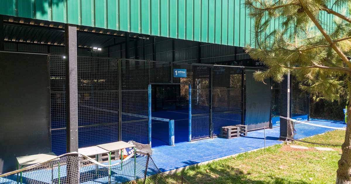 Cancha de pádel en ACE TEAM - ACADEMIA DE TÉNIS (ASSOCIAÇÃO), Amadora