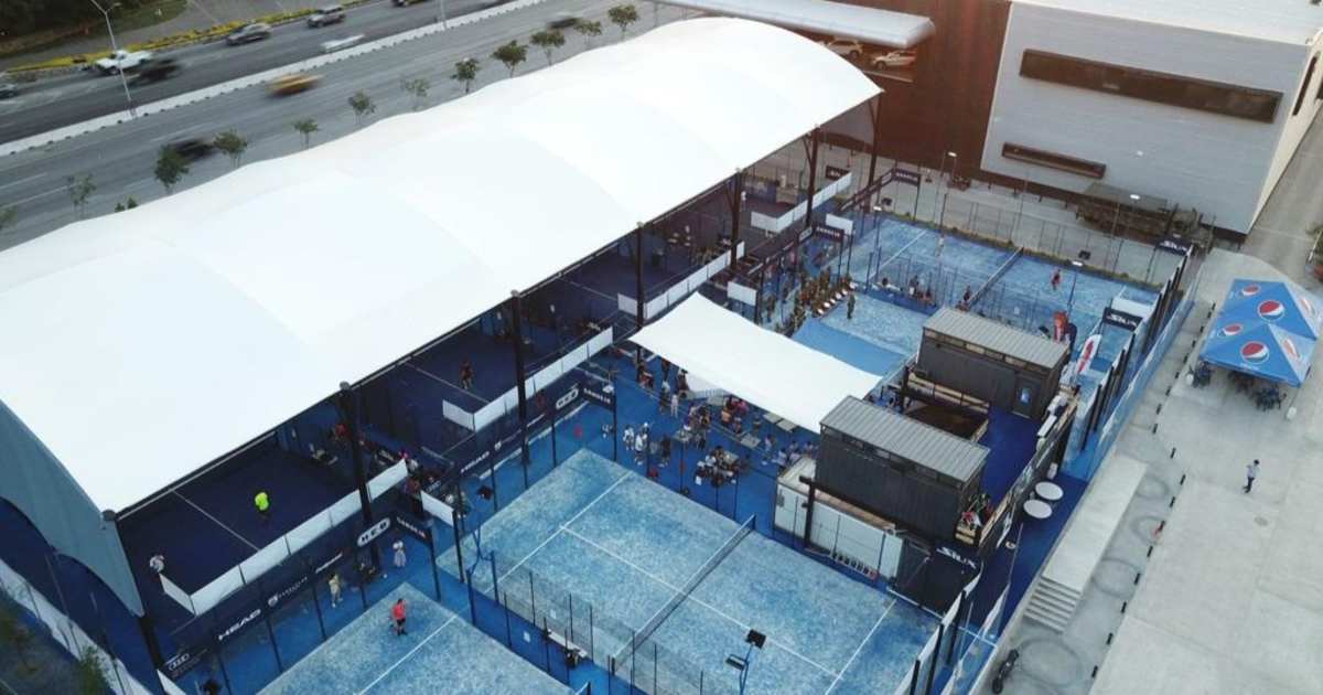 Padel court at Padel Esfera, Monterrey