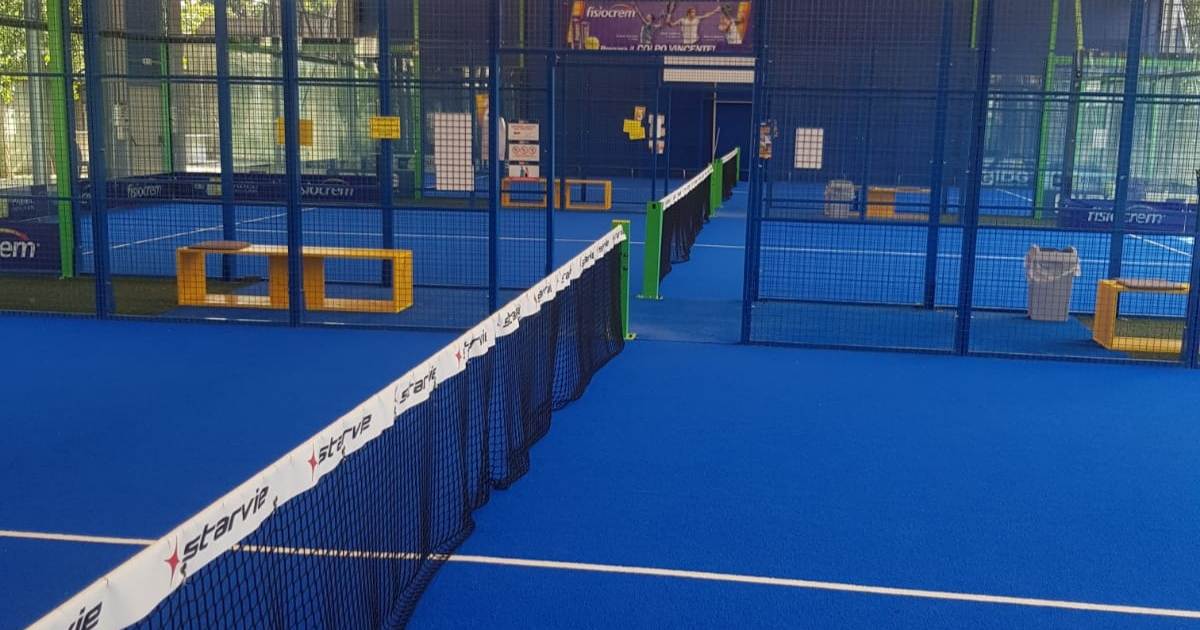 Cancha de pádel en PMS Sport Padel Moncalieri, Moncalieri