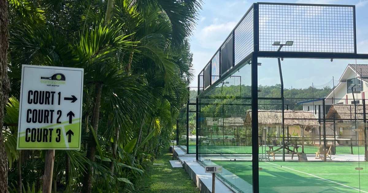 Cancha de pádel en Bantai Padel, Koh Samui