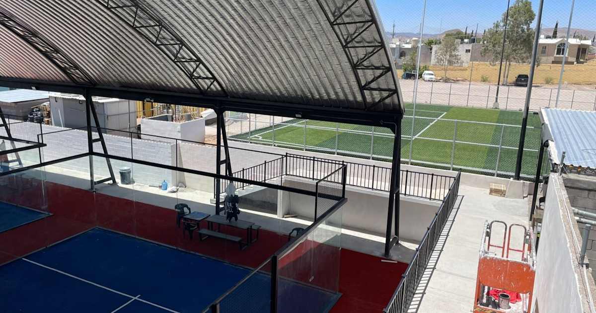Cancha de pádel en Leones Padel Club, Ocotlán