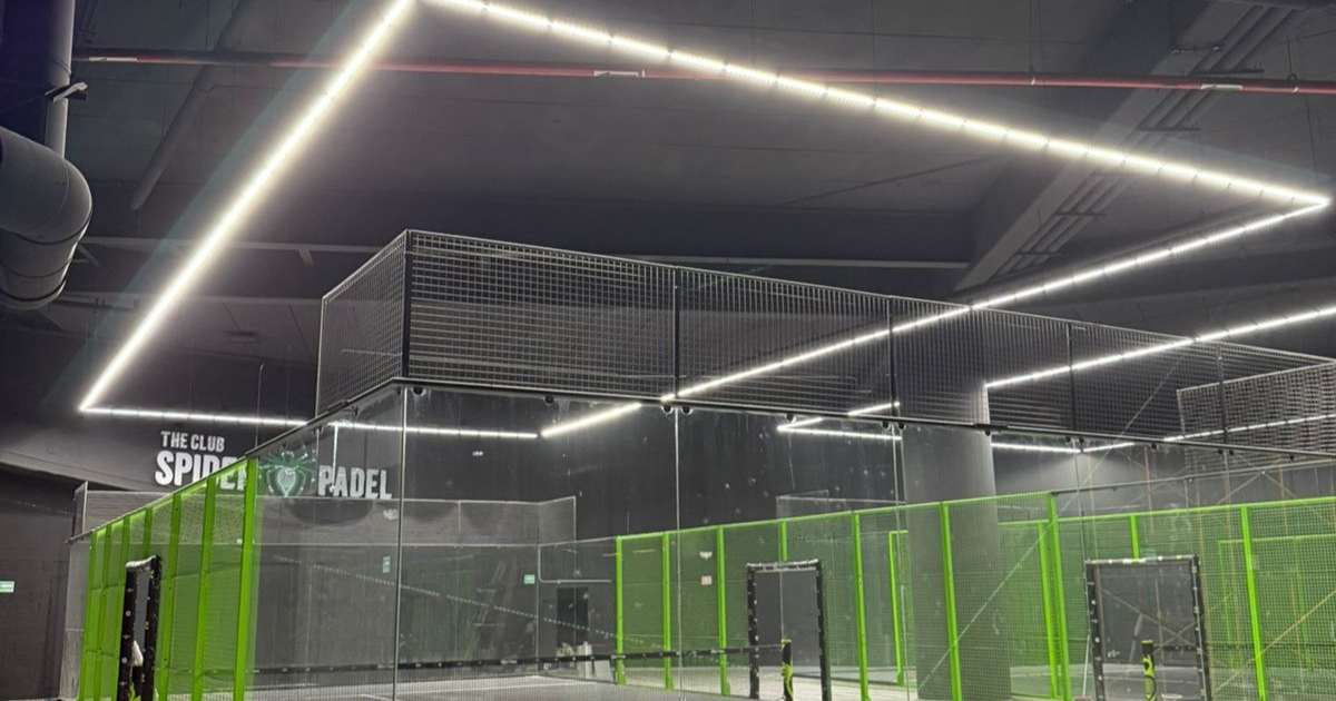 Cancha de pádel en Spider Padel Guadalajara, Guadalajara